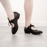 Pandr Low Heel Tap Shoe