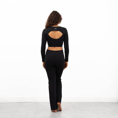 The Bambu Space Fitted Long Sleeve Shrug